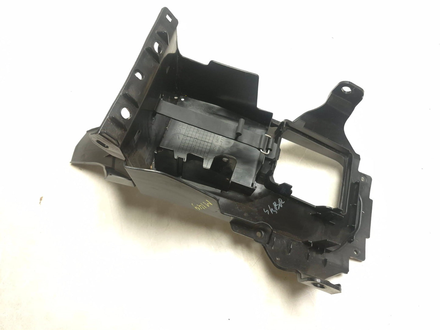 2025 Yamaha Yzf R3 Undertail Battery Tray OEM