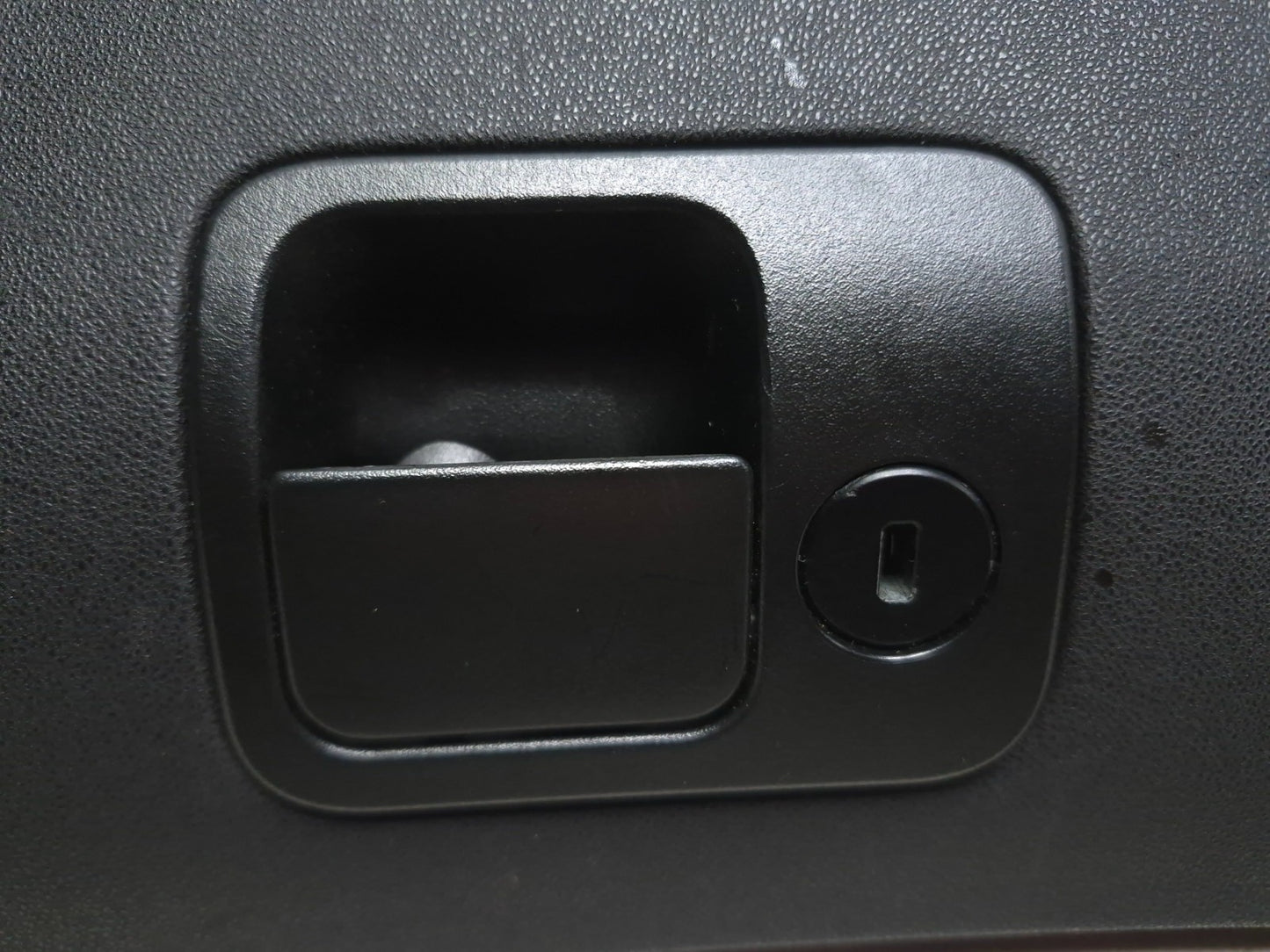 2007 Saab 9-5 Aero Glove Box Storage OEM