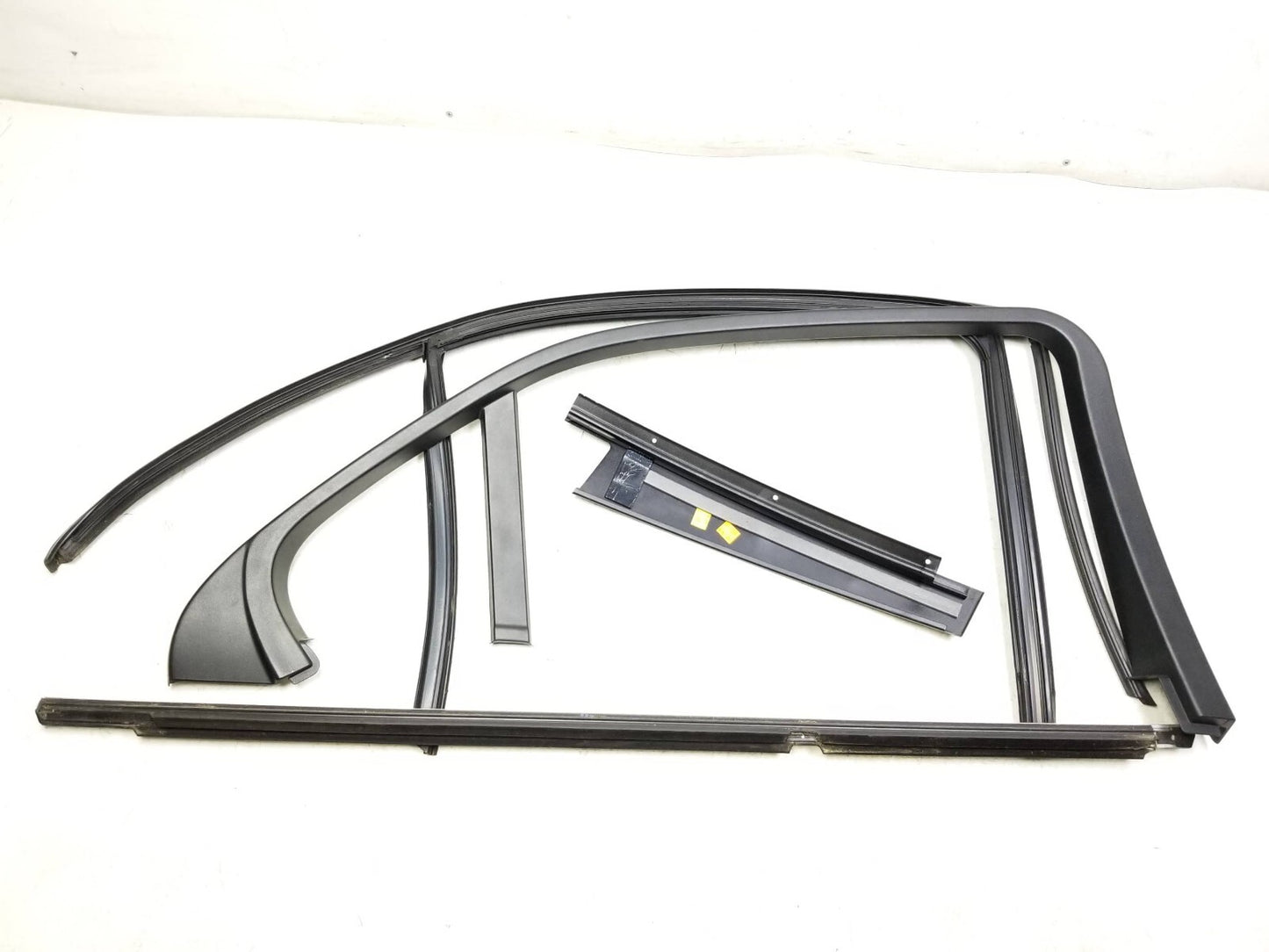 2012 Mercedes E350 Rear Driver Door Window Frame Trim & Seal 4pcs OEM