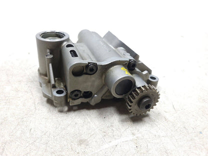 2009 - 2012 Audi A4 Quattro Engine Oil Pump   2.0t OEM