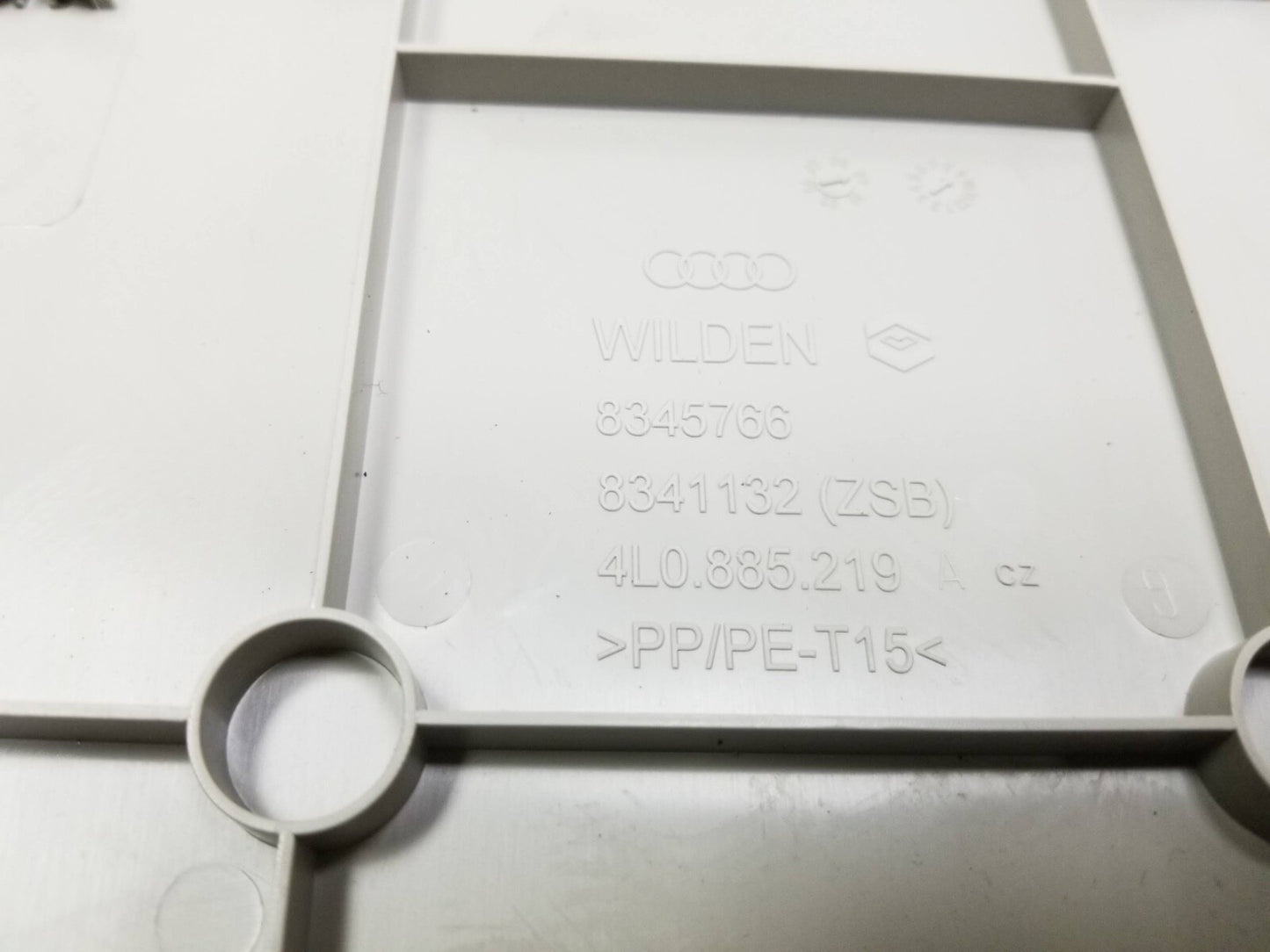 2009 - 2017 Audi Q5 Rear Armrest / Cup Holder OEM