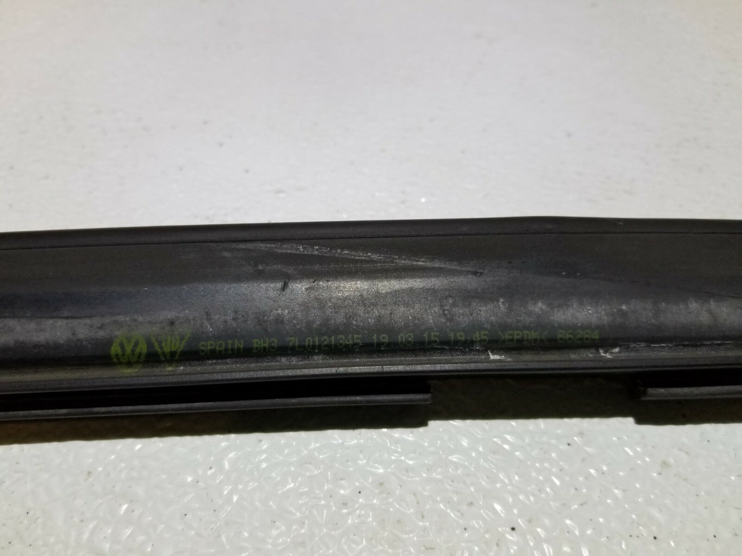 13 14 15  Audi Q7 3.0l Radiator Seal 7l0121345 OEM 87k Miles