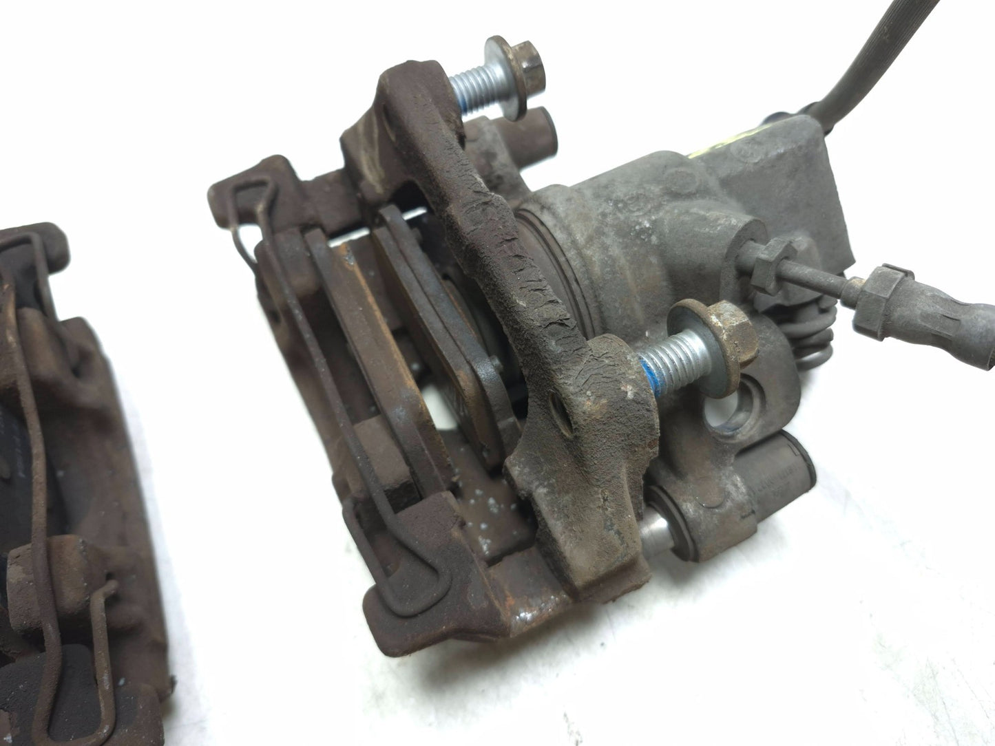 2016 Ford Transit Connect Rear Brake Caliper Left & Right OEM