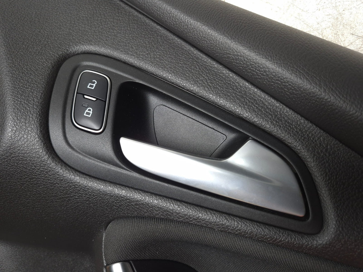 2017 Ford Focus St Front Door Interior Trim Panel Left & Right Pair OEM