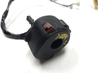 2015 - 2018 Yamaha Yzf-r3 Yzfr3 Left Handlebar Headlight Horn Switch  OEM