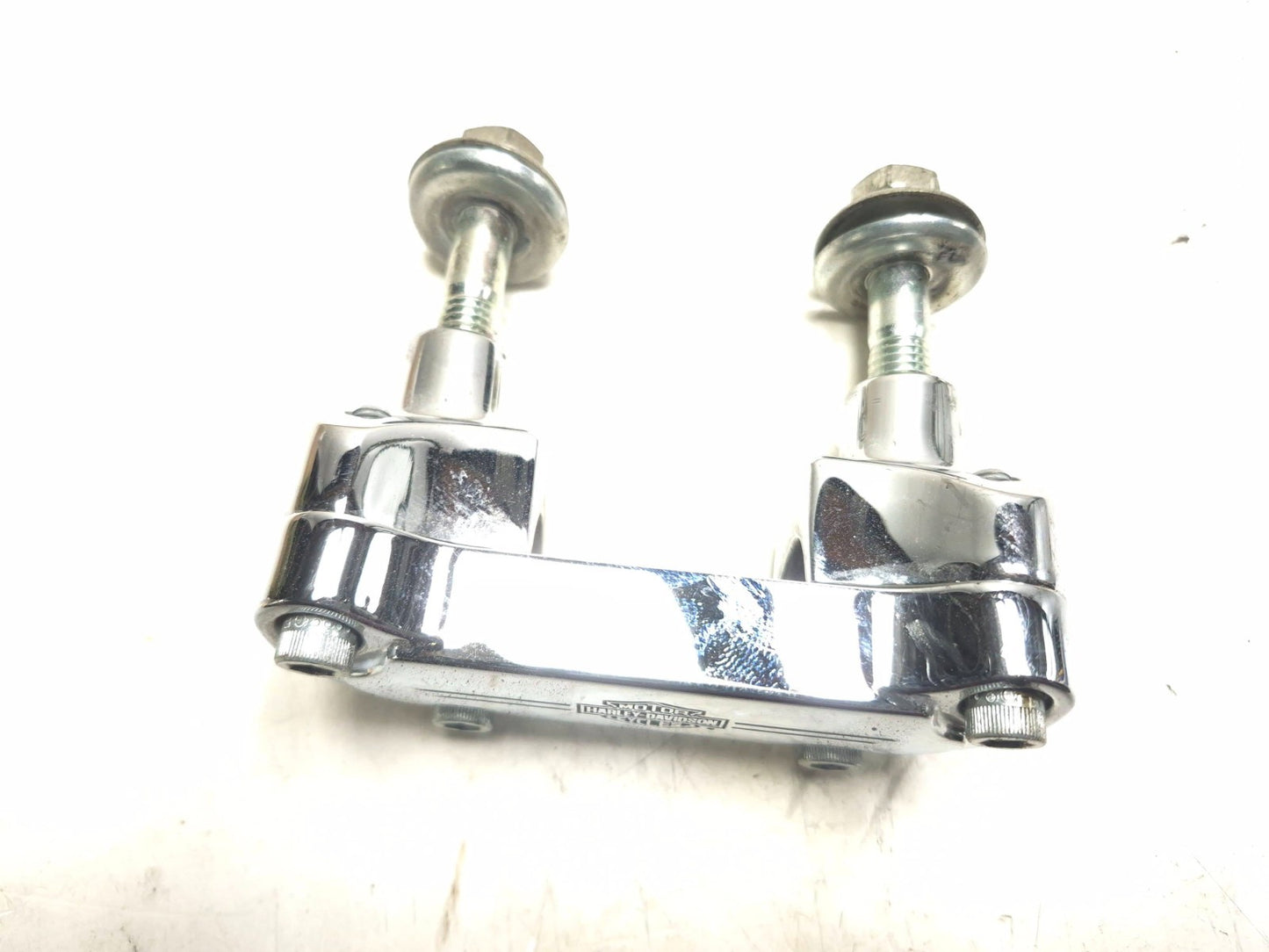 2004 Harley Softail Flstc Heritage Classic Handlebar Riser & Clamp OEM