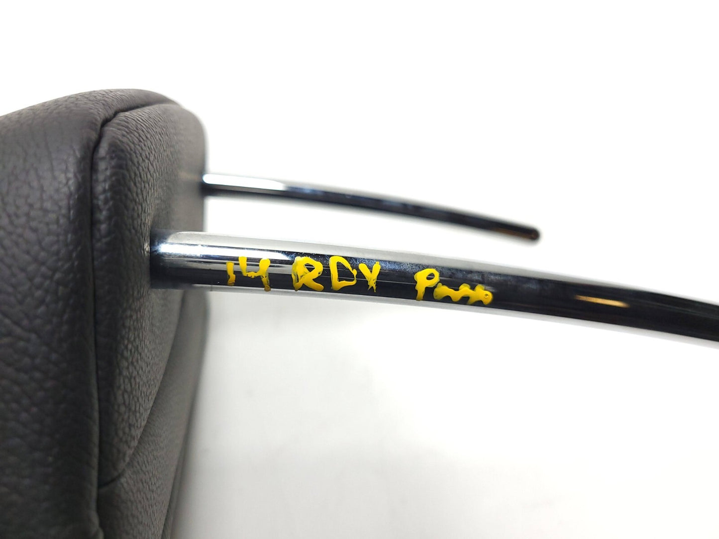 2013 - 2015 Acura Rdx Front Seat Headrest Passenger Side Right OEM