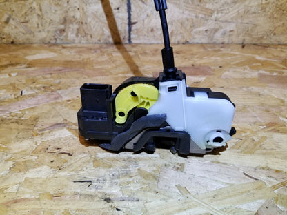 2014 Buick Regal Door Lock Actuator Front Driver Side Left OEM