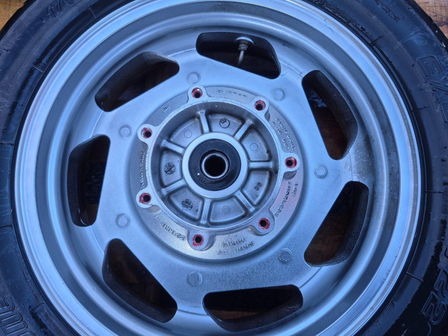 2003 Kawasaki Vulcan Vn1600 Rear & Front Wheel W/ Tire Pair R 16 OEM