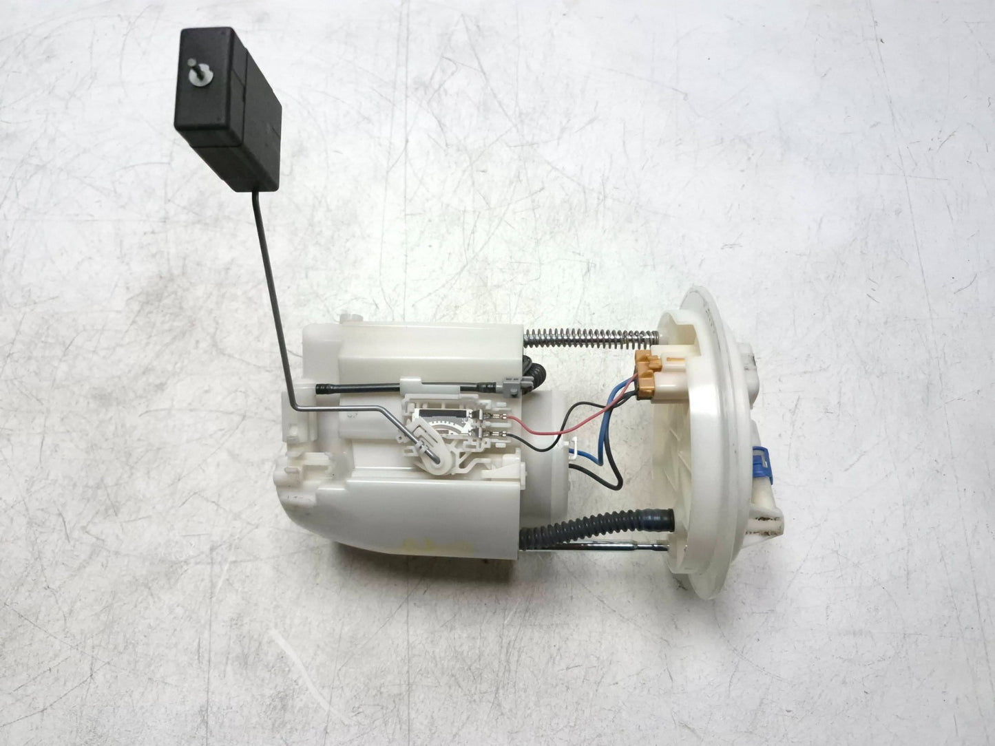 2010 Dodge Caliber Sxt Fuel Pump 05105074ac OEM