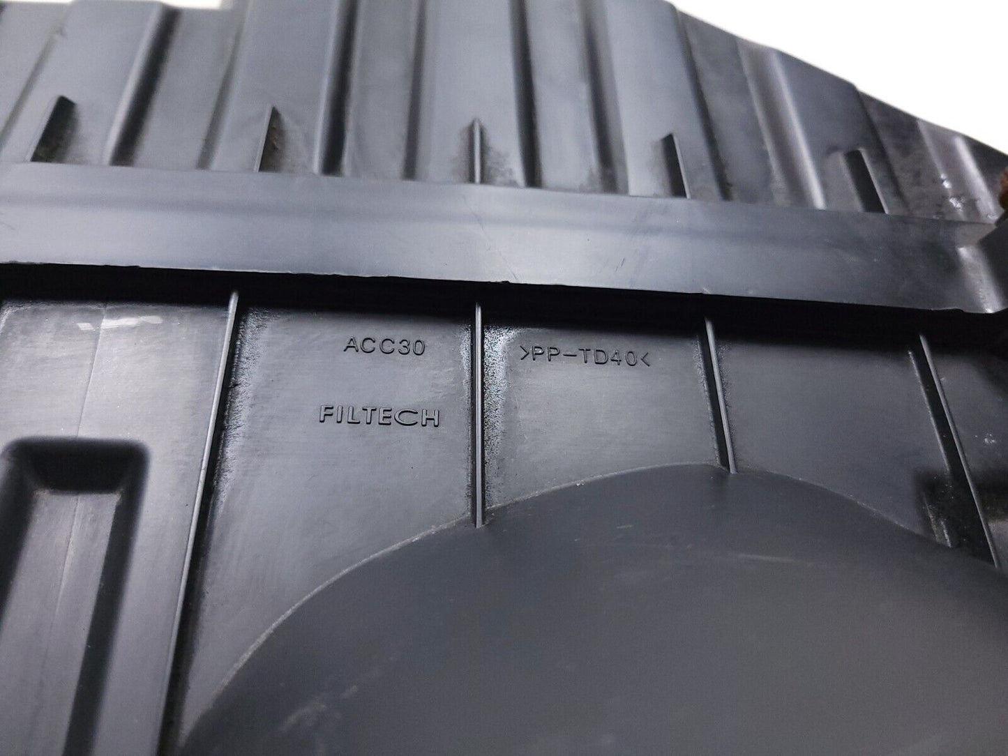 2007 - 2009 Acura Mdx Air Filter Housing Box OEM