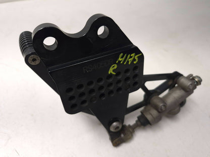 2005 Kawasaki Ninja Zx10r Rear Master Cylinder W/ Front Right Footrest Assy OEM
