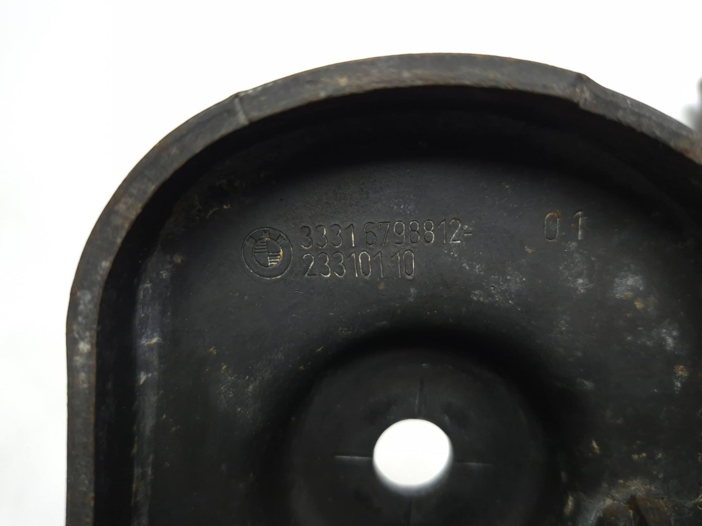 2011 BMW 750li Rear K-frame Mounting Stopper Left & Right OEM