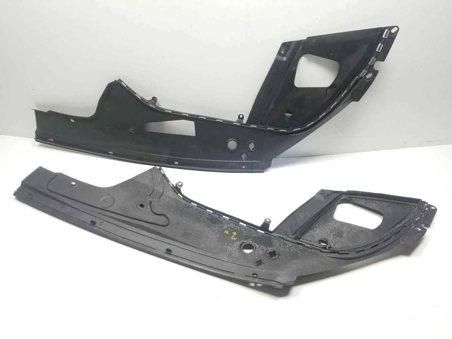 09 10 11 12 BMW 750li Front Left & Right Side Fender Cover Apron Panel Pair OEM