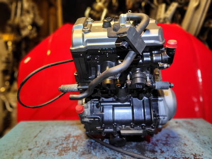 17 18 19 Kawasaki Z650 Er650h Engine Motor 7,789 Miles ✅ Has Damage. See Photos