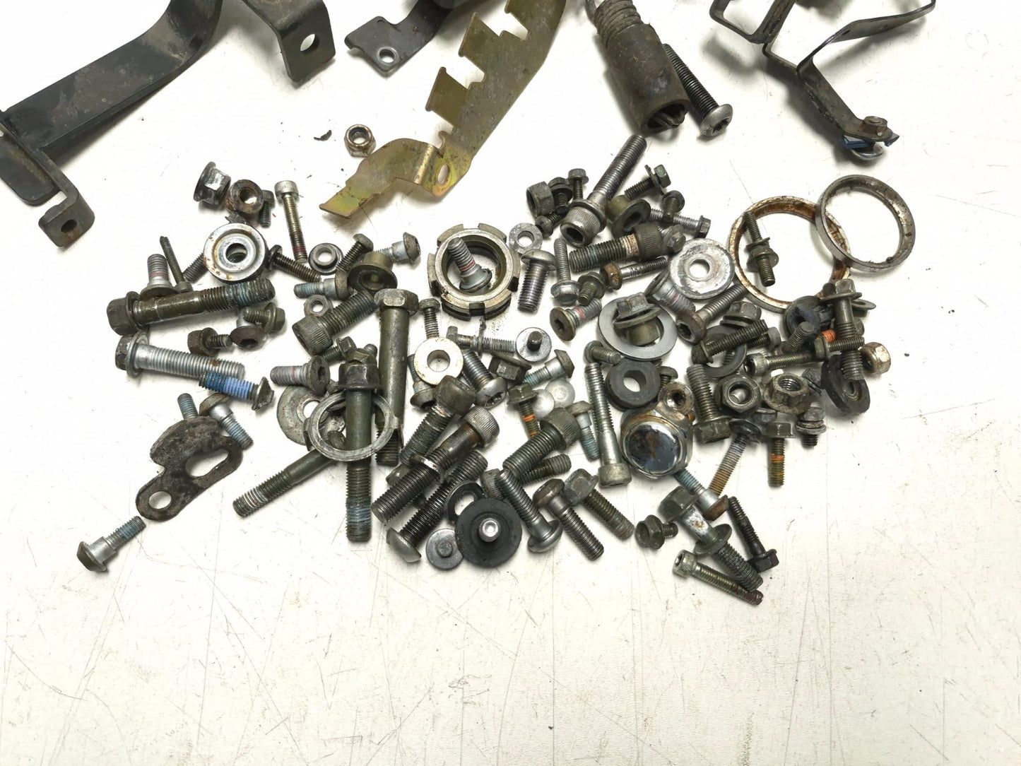 2004 Yamaha Fz6 S Misc Bolt & Hardware Bracket OEM