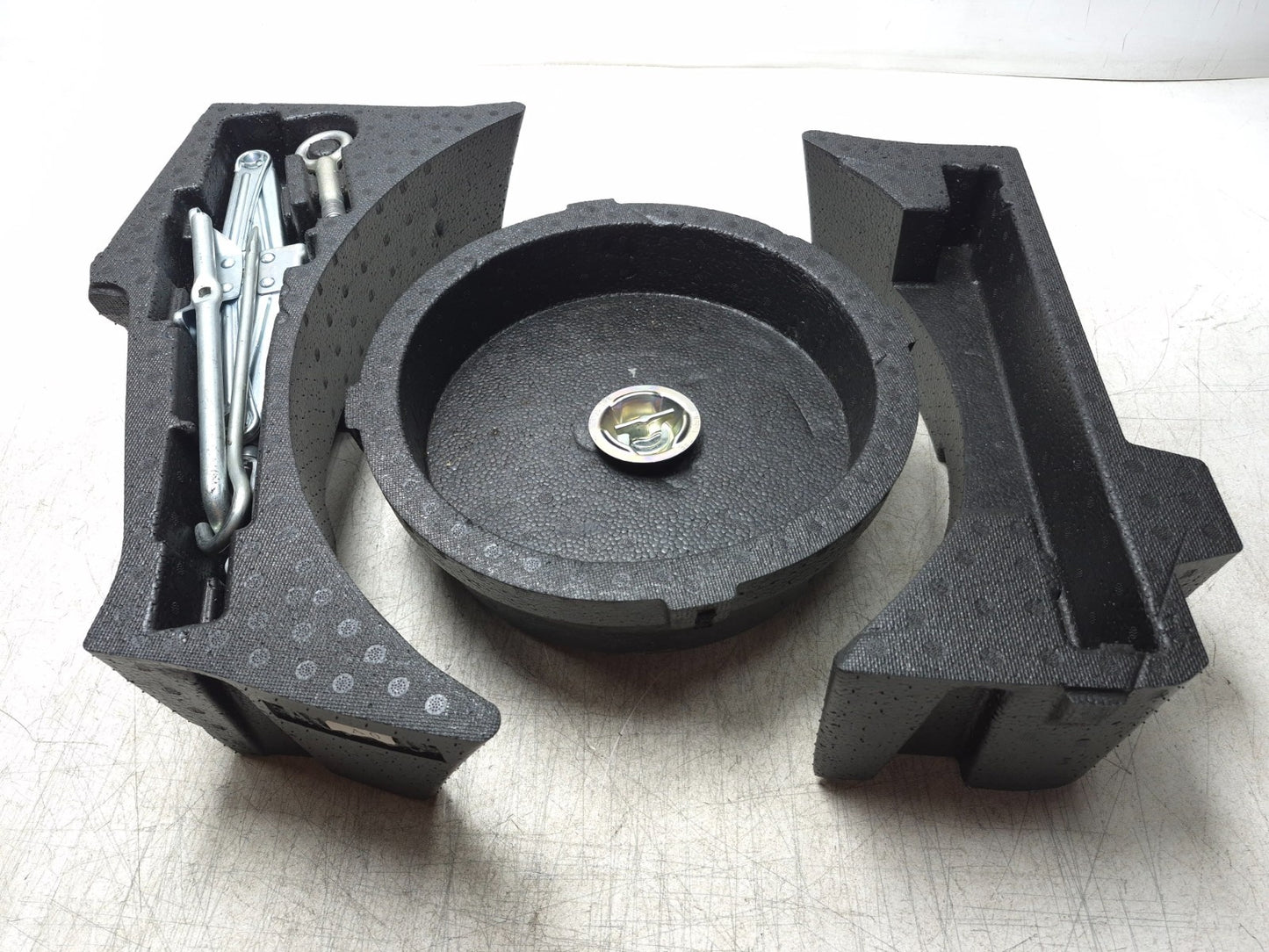 2012 Honda Cr-z Rear Trunk Spare Tire Tools Jack Tow Hook & Foam OEM