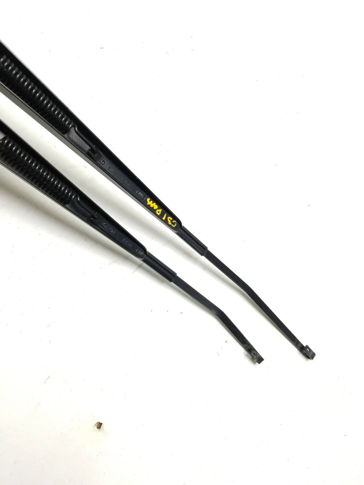 2012 Jeep Grand Cherokee Windshield Wiper Arm Pair OEM