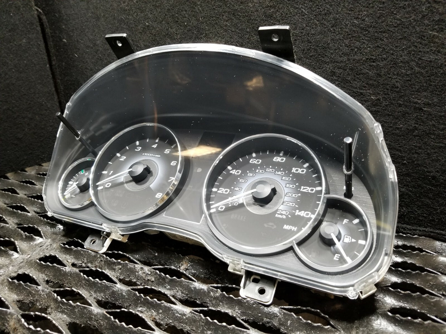2010 Subaru Legacy 2.5i Instrument Cluster Speedometer OEM