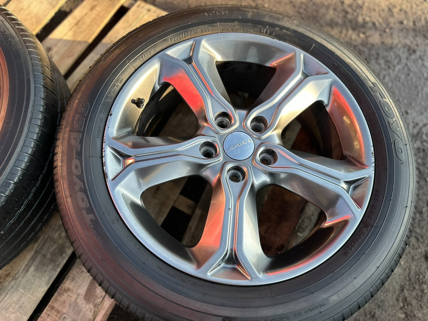 2017 Dodge Journey Wheel Rim 19" W/ Tire Toyo 225/55r19 2pcs OEM