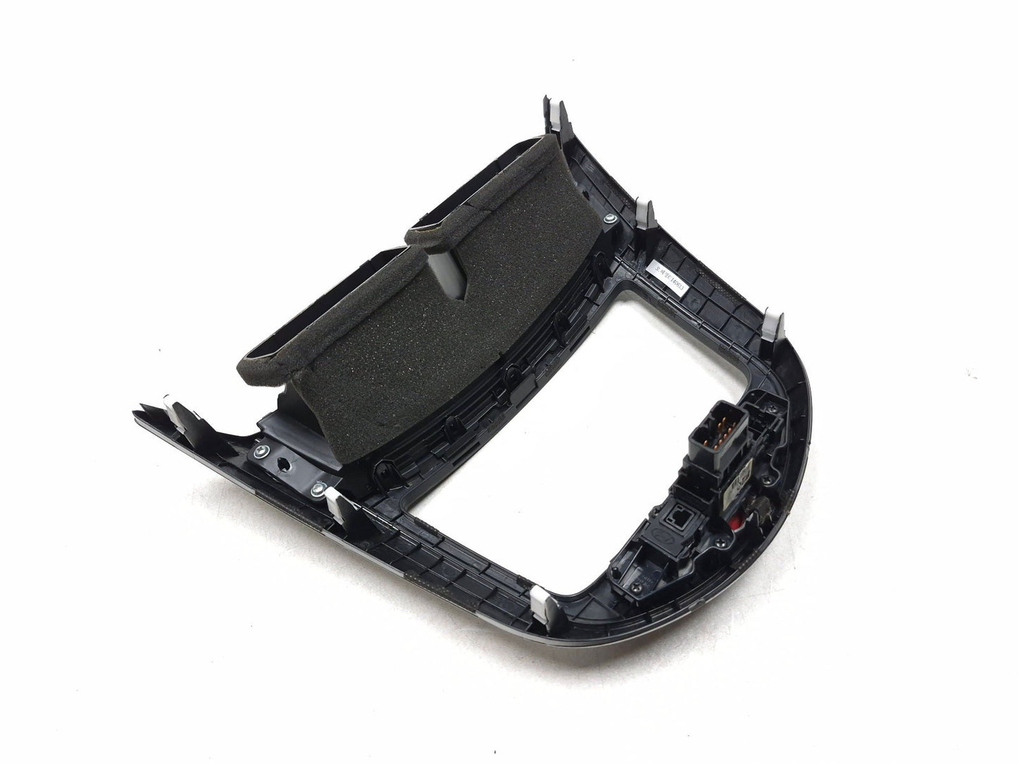 2014 Hyundai Accent Radio Trim Bezel OEM 84740-1r100