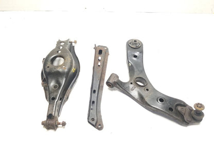 11-17 Lexus CT200h Rear Control Arm Driver Side 3pcs Oem✅