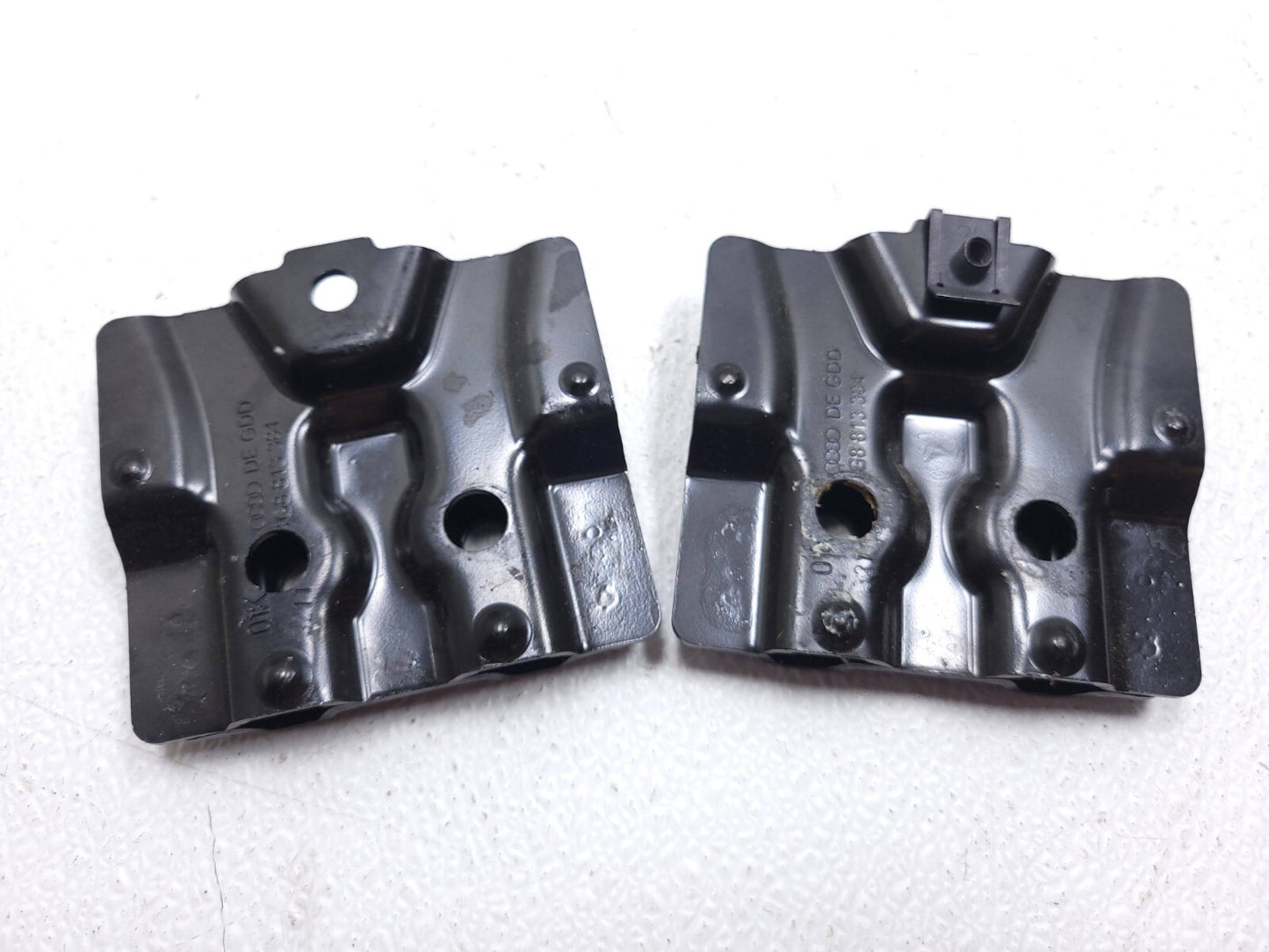 12 13 14 15 16 17 Audi A7 Rear Cargo Tie Down Hook Fastener Mount Bracket OEM