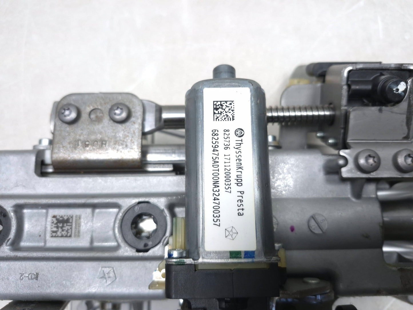2018 Chrysler 300 AWD Steering Column OEM