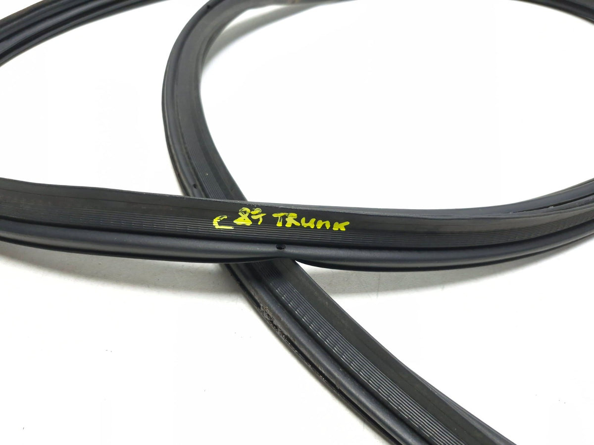 2013 Honda Cr-z Rear  Trunk Tailgate Weatherstrip Seal OEM