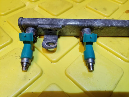 07 - 12 Nissan Sentra Fuel Rail W/ Injectors 2.0l OEM