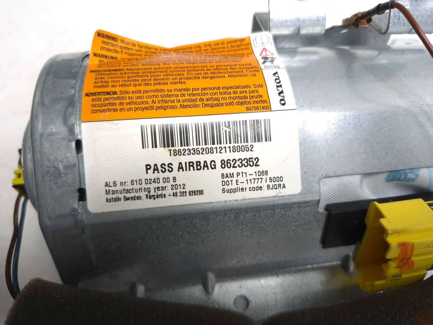 2007 - 2013 Volvo C30 Dashboard Air Bag Passenger Right OEM