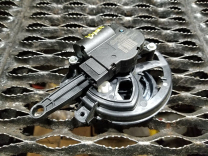 13 14 15 16  Dodge Dart AC A/c Heater Flap Motor Actuator OEM 76k Miles