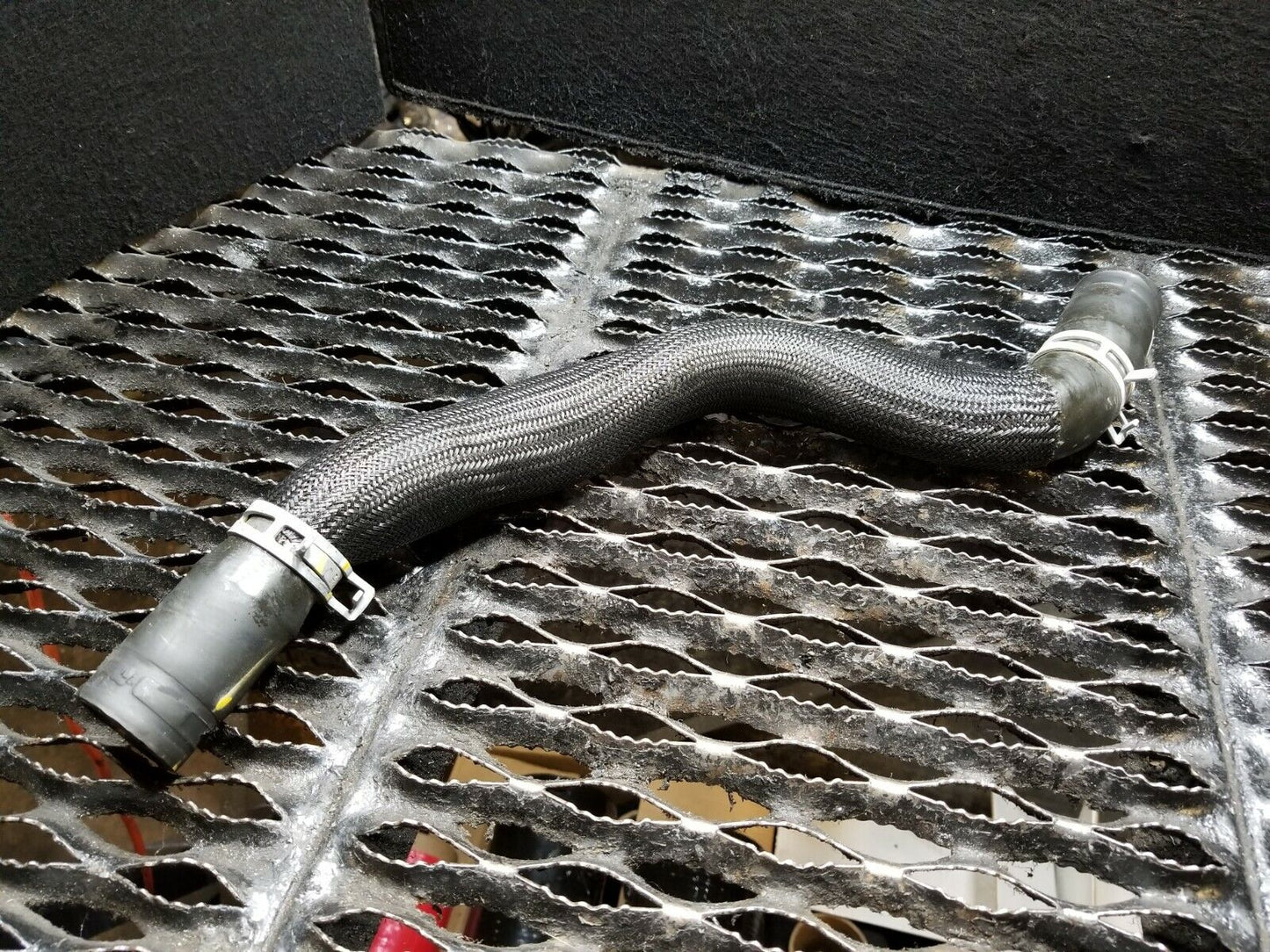17 18 19 20 Cadillac Xt5 Engine Coolant Hose Pipe 84104106 OEM 34k