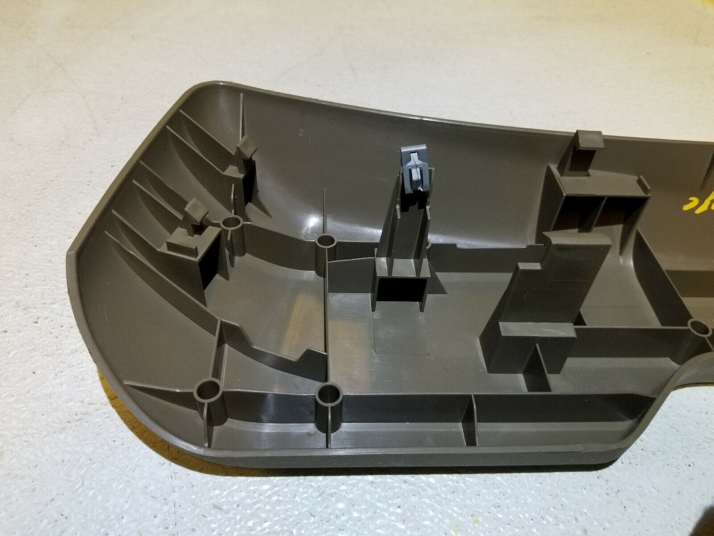 06 07 08 09 Range Rover Sport Rear Seat Right Pass Side Trim Cover OEM