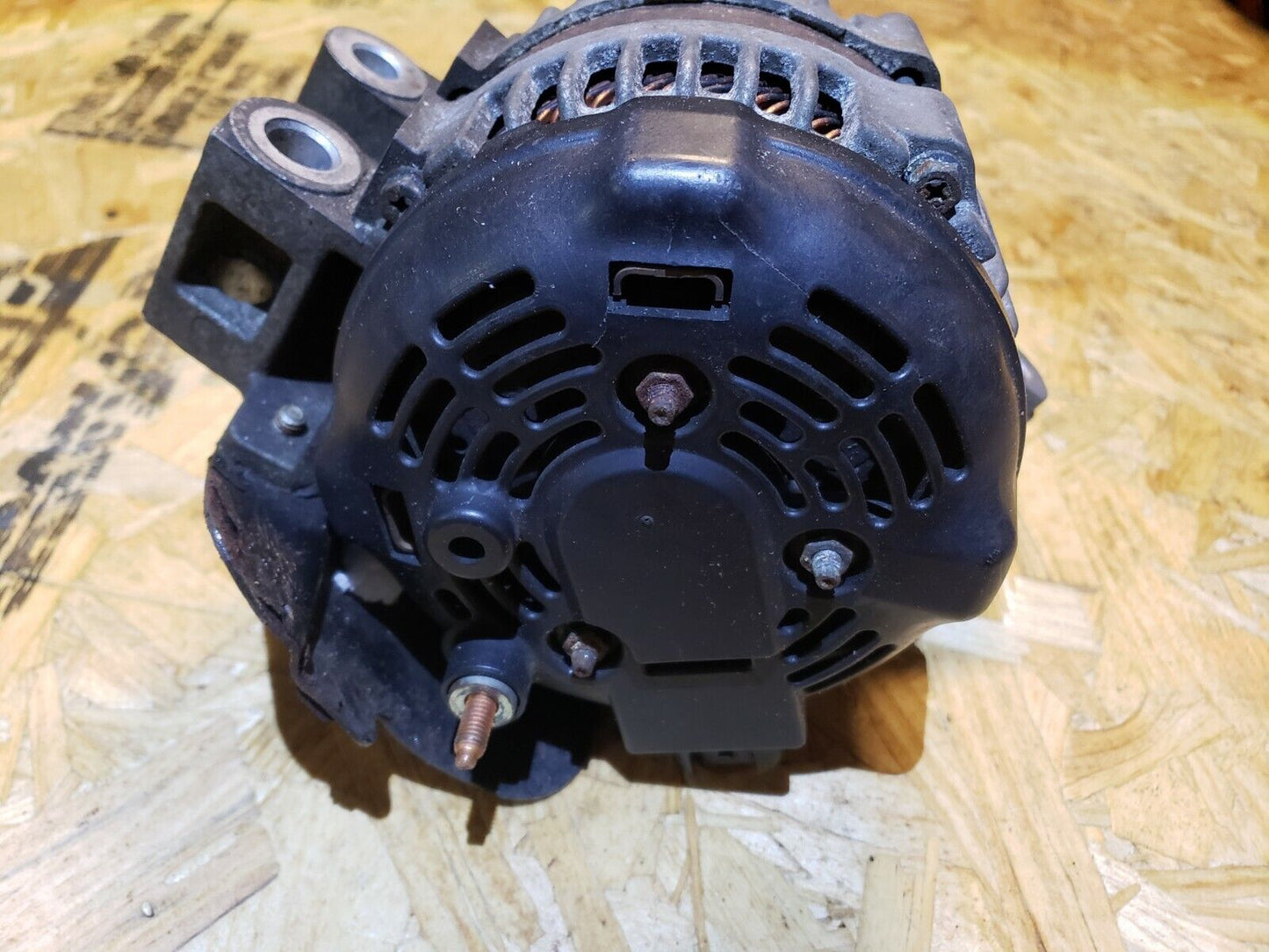 05 06 07 Cadillac CTS 2.8l Alternator Generator OEM D25