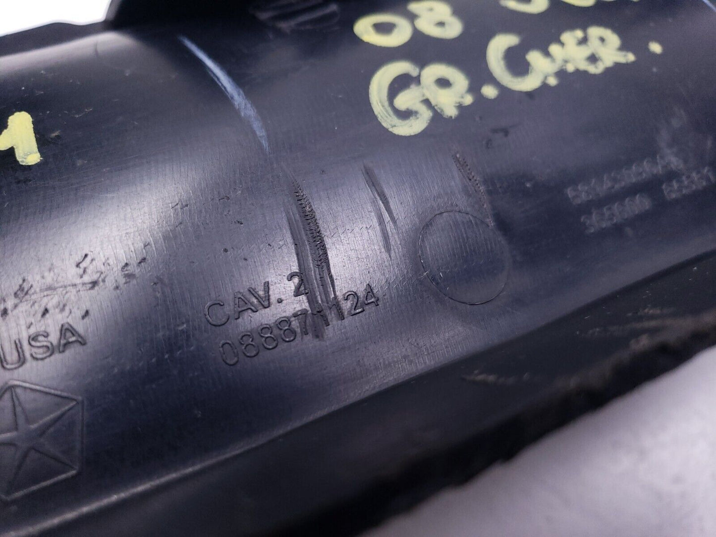 2006 - 2010 Jeep Grand Cherokee Front Bumper Filler Left & Right Set OEM