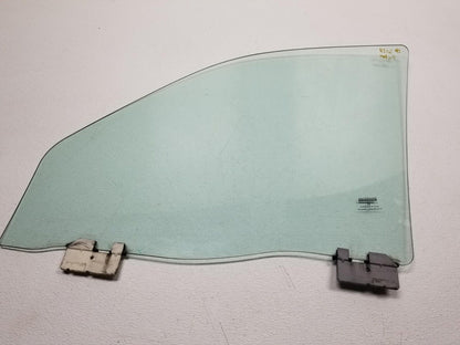 2006 - 2010 Jeep Grand Cherokee Front Door Window Glass Passenger Right Side OEM