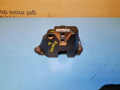 10 11 12 13 14 Hyundai Sonata 2.4l Engine Mount Bracket Dr Side OEM 55k Miles