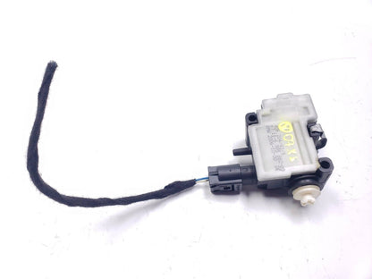 2007-2010 BMW X5 E70 Fuel Gas Tank Door Lid Actuator 67116985882 OEM