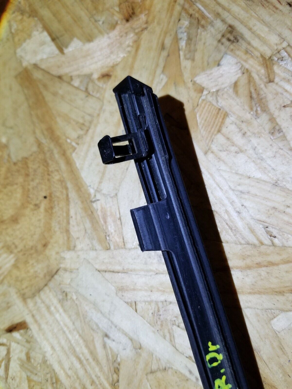 12 13 14 15 Toyota Prius Rear Left Driver Side Door Glass Seal Belt Molding OEM