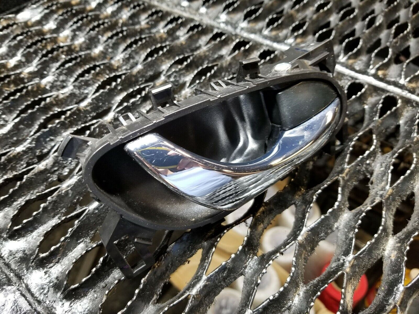 13 14 15 16 17 18 Nissan Sentra Interior Door Handle Rear Right Pass Side OEM 8k