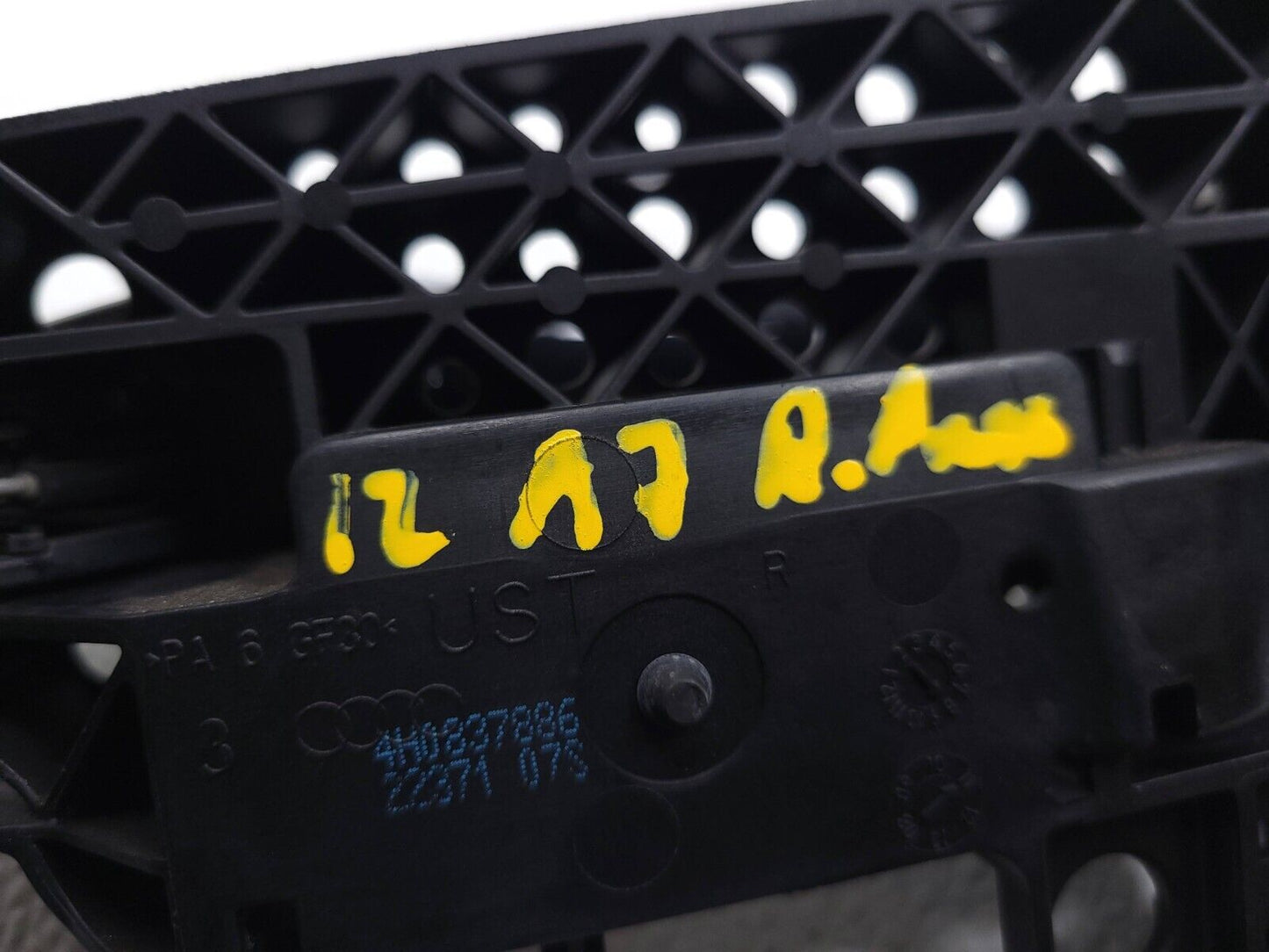 12 13 14 15 16 17 Audi A7 Exterior Door Handle Rear Right Passenger Side OEM