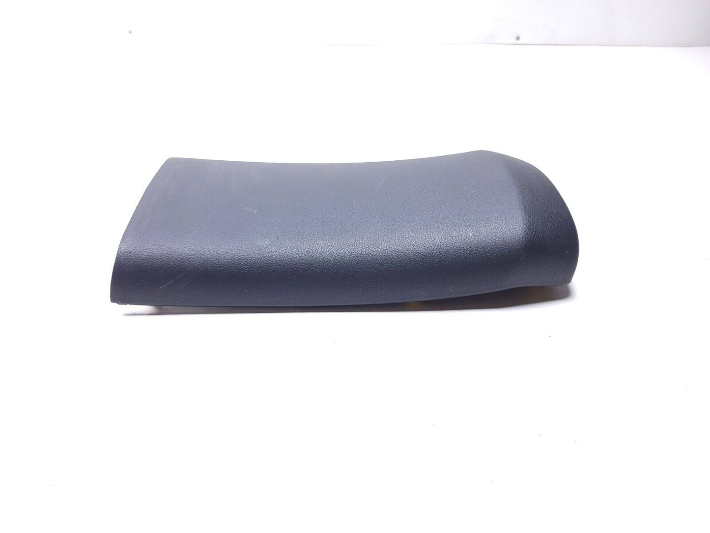 18-21 Hyundai Kona Center Console Rear Back Panel Cover Trim 84641j9000 OEM