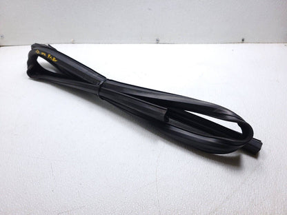 06 07 08 09 10 11 Mercedes Ml500 Door Weatherstrip Seal Front Left Driver OEM