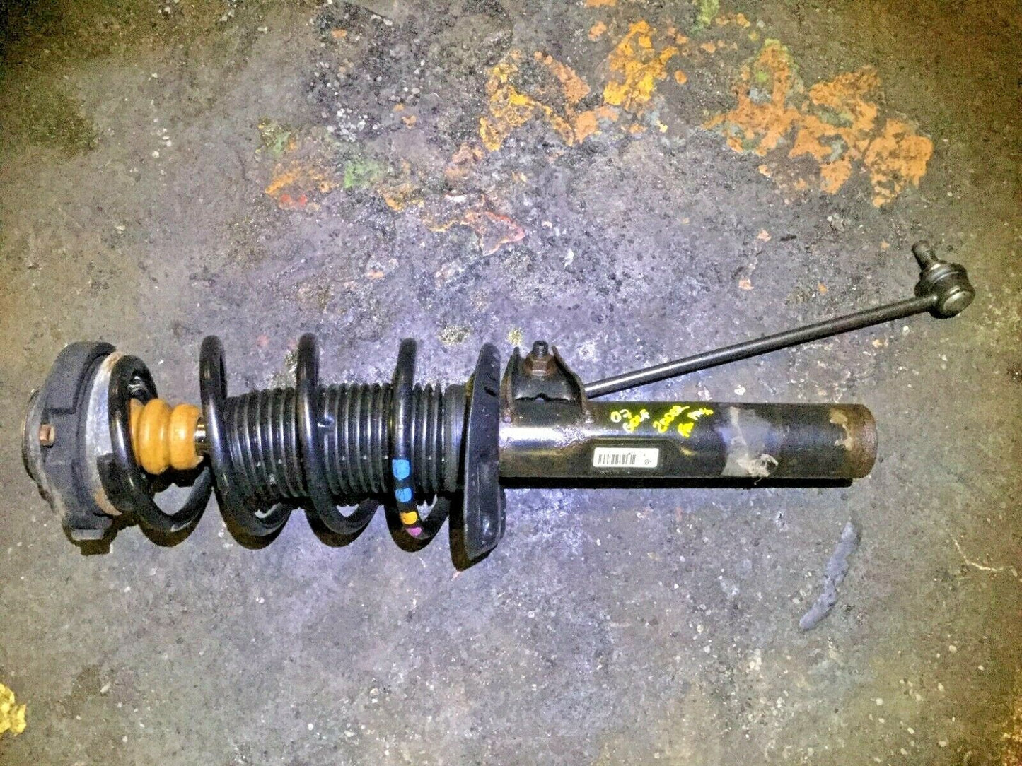 06 07 08 09 VW Golf Rabbit Front Pass Right Shock Strut W/ Coil Spring OEM D15