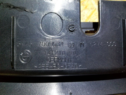 06 07 08 09 10 BMW 650i E63 Rear Back Glass Windshield Trim Vent OEM