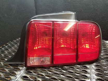 05 06 07 08 09 Ford Mustang Convertible Right Pass Side Tail Light OEM 44k