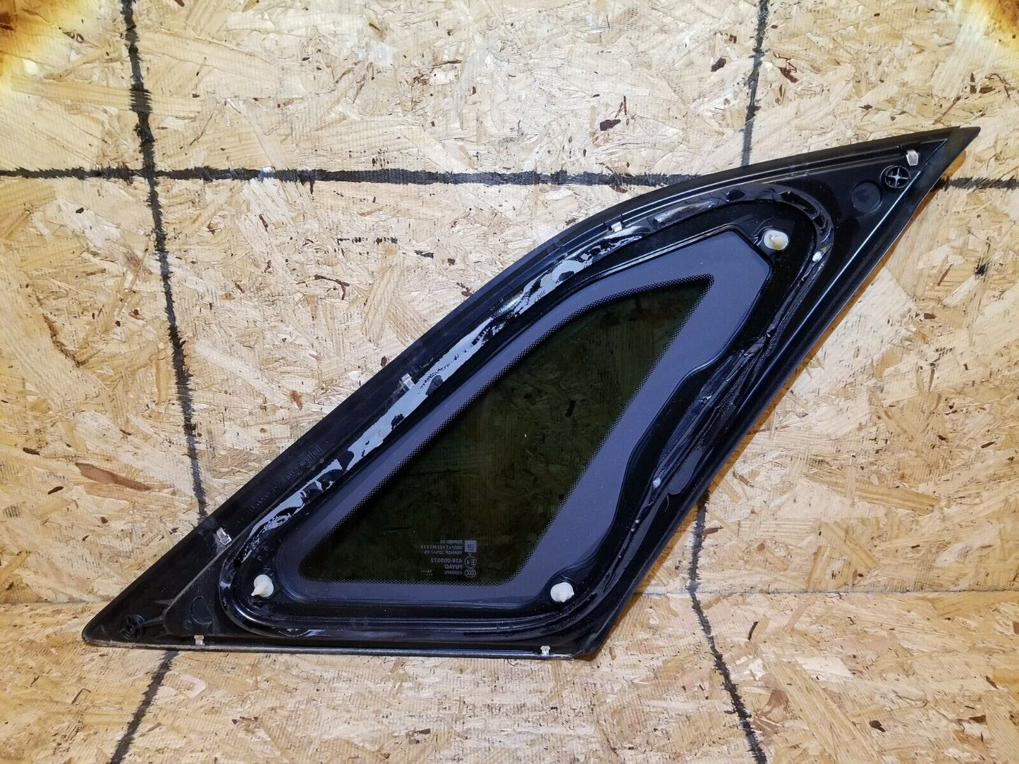 17 18 19 20 Cadillac Xt5 Rear Left Driver Side Quartet Window Glass OEM 34k