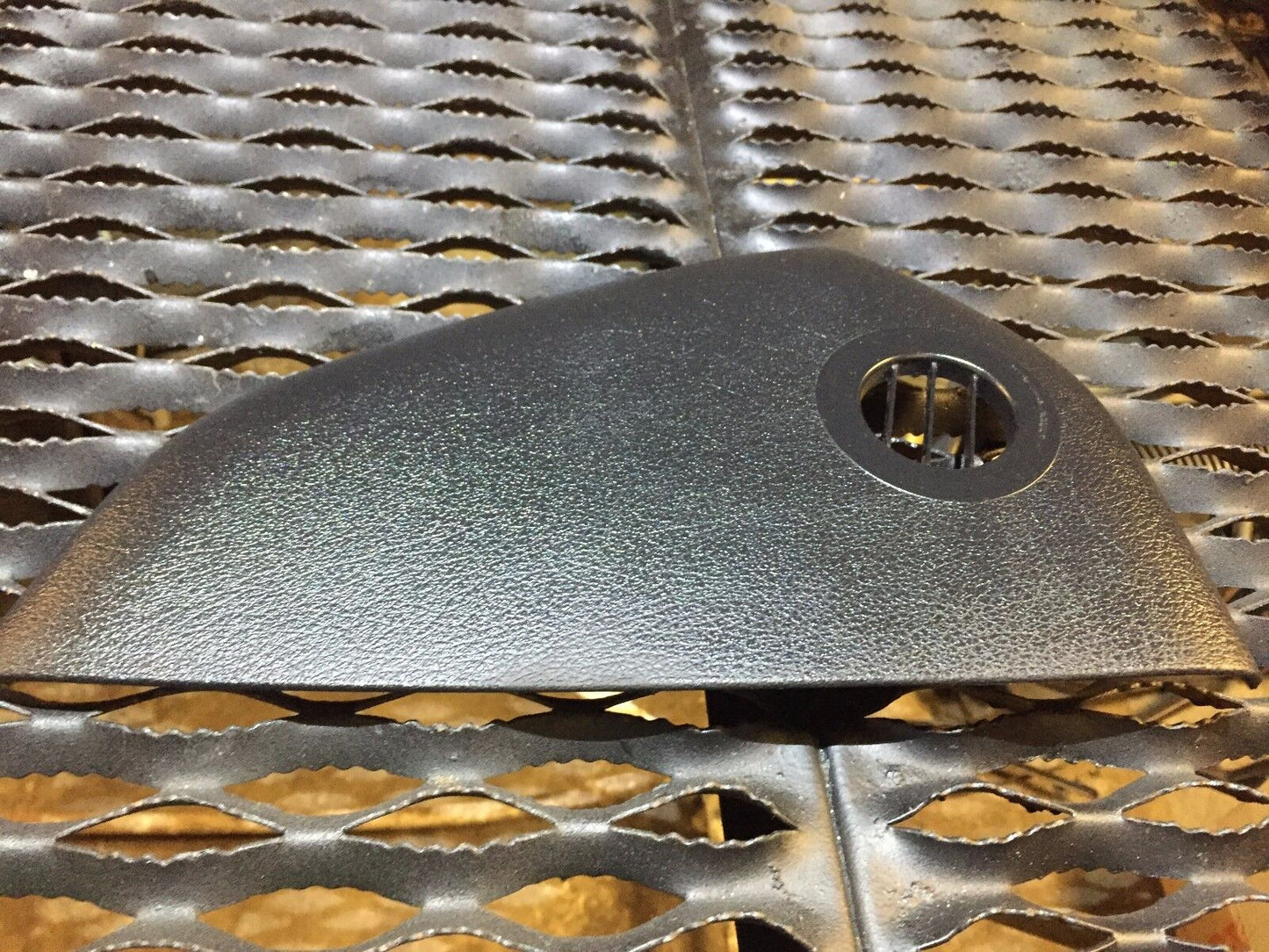 05 06 07 08 Audi A6 C6 Right Fuse Box Dash Cover Panel OEM 4f0857086c