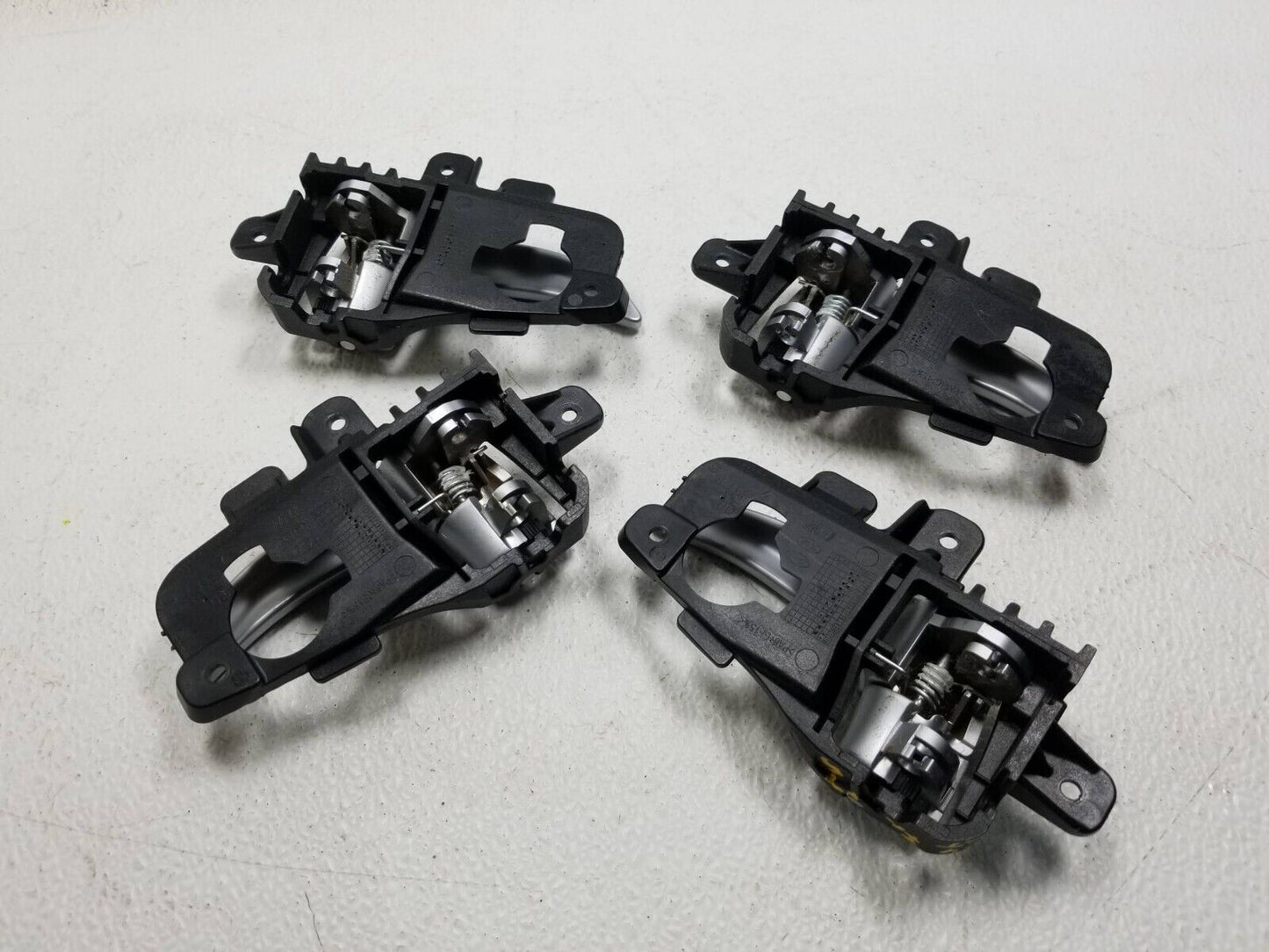 14 15 16 17 Hyundai Elantra Gt Interior Door Handle 4pcs OEM